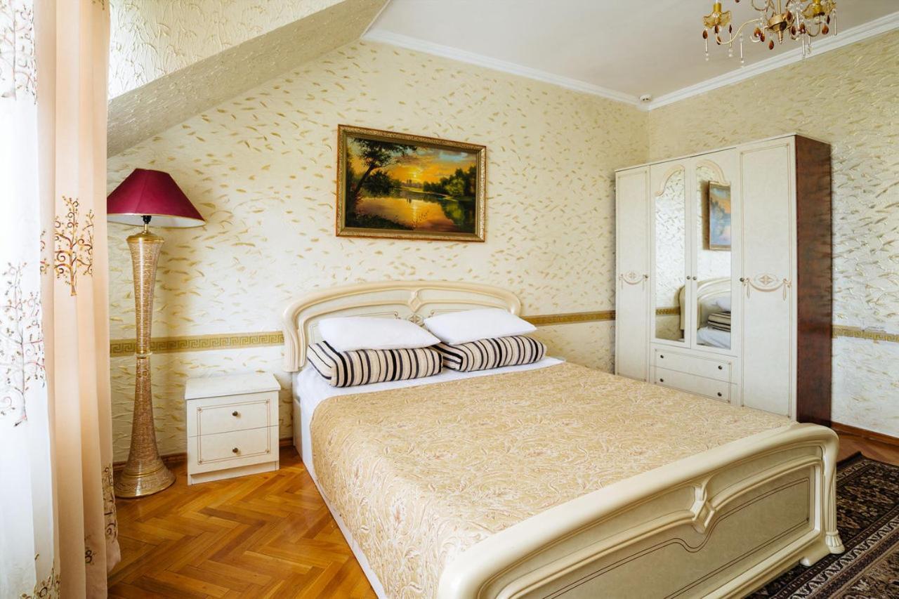 Hotel ezio Codru Esterno foto